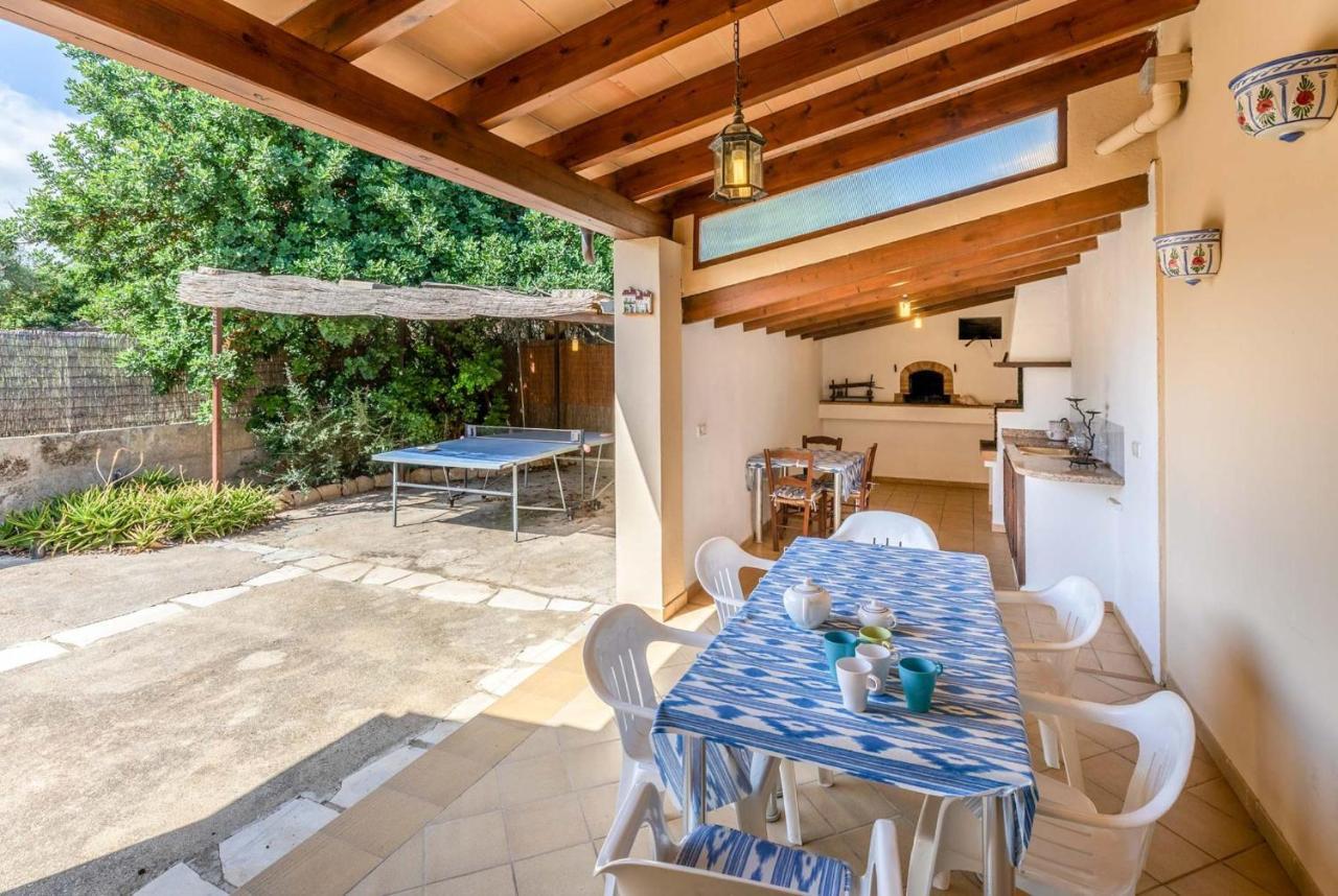 Villa Cuxach Mateu *